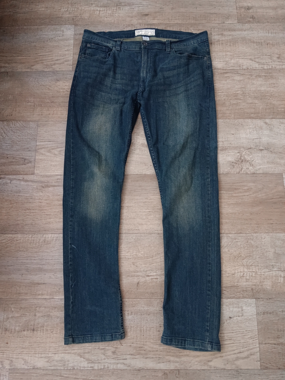 Alexander Julian Men's Stretch Fitted Jeans in Dark Blue Wash 36x32